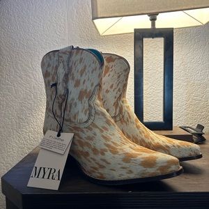 Myra cowhide booties